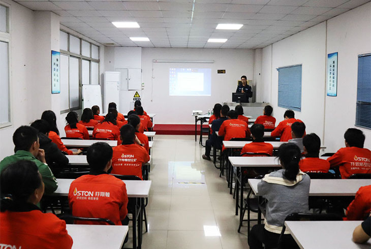 企業(yè)安全駕車,共建平安之路——菲思盾交通安全駕車教育課圓滿結(jié)業(yè)