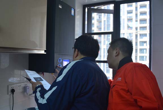 教業主使用菲思盾燃氣壁掛爐