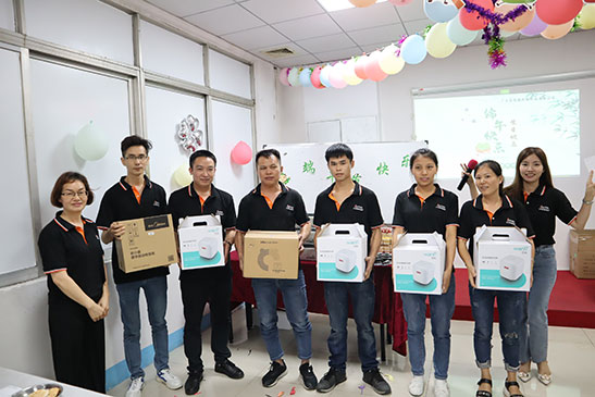 菲思盾端午活動獲獎合影